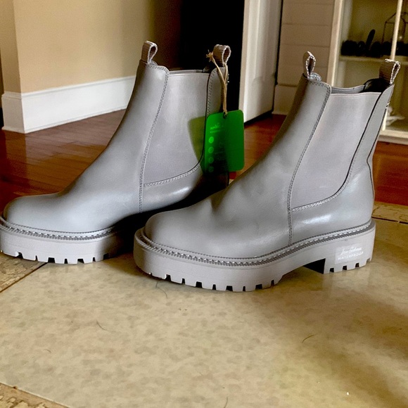 NWT $170 Sam Edelman Laguna Pebble Grey Leather Chelsea Moto Pull On Boots 7 - Picture 2 of 5